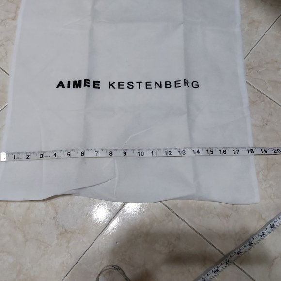 Aimee Kestenberg Dust Cover Bag White - Picture 3 of 3